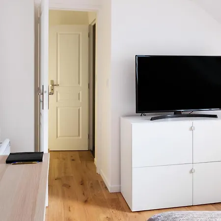 Modern Studio & Duplex Near Voltaire Metro By Guestready * Paris